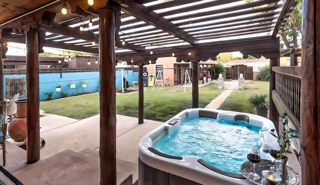 Pet-Friendly Clovis Home: Yard, Pergola & Hot Tub