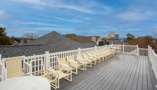Pet Friendly Ocean Block Duplex Parking Balcony