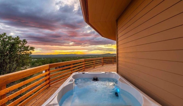 Pickleball, Jacuzzi, Grand Canyon, Sleeps 16