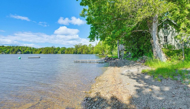 Picturesque Lakefront Cabin in Whiting, Maine!