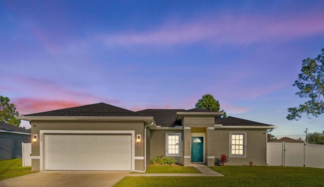 Poinciana Paradise: Family & Dog Friendly, Near Disney, Peaceful Retreat