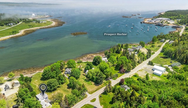 Pom Cottage - 3BR waterfront cottage near Acadia