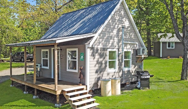 Portage Lakeside Cabins, The Moose Shed