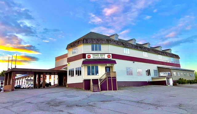 Presque Isle Inn & Convention Center