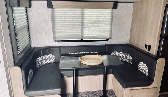 Private 2020 camper w/ dock and lake access