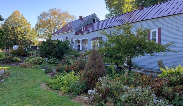 Private 5br-5ba - At the base of Mt. Sunapee - Closest to the mountain!