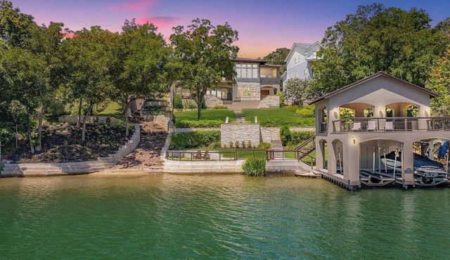 Private Beach, Dock, Views | Lake Austin Retreat