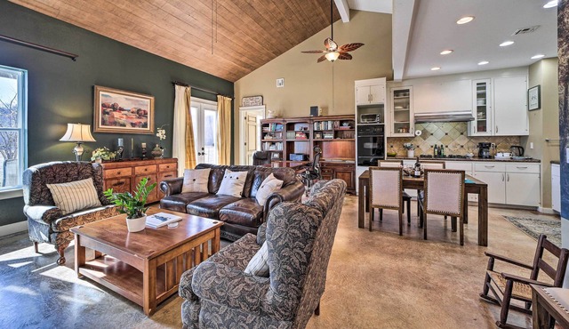 Private Eufaula Vacation Rental w/ Mtn Views!