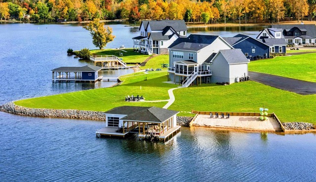 Private Pointe Lakefront Lake Anna Beach, Dock