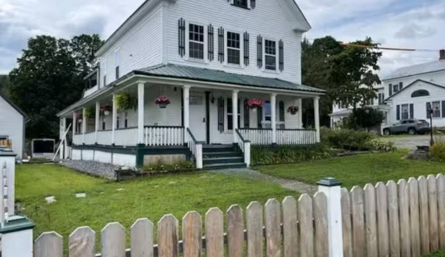 Quiet Country Pet Friendly 1BR Apartment w/AC & Self Check-In