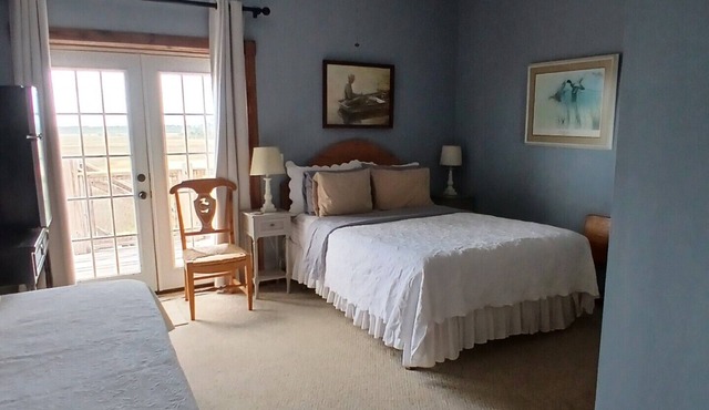 Room with a View/Queen& Twin bed.Private beautiful,clean. Ideal for fishermen