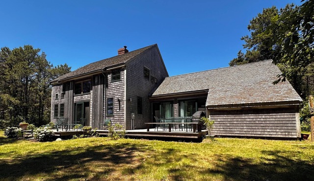 Serene Post & Beam Construction/Pet Friendly/Near Bike Path & Sherriff's Meadow