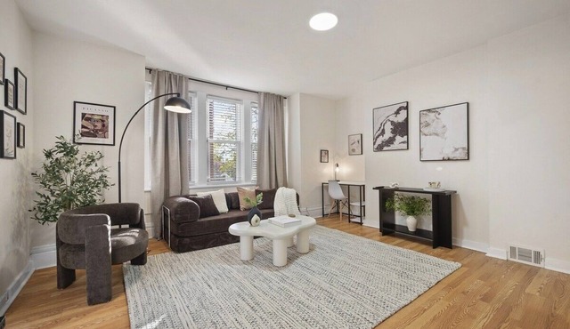Squirrel Hill Chic Spaciuos 1BR + Parking & Gym