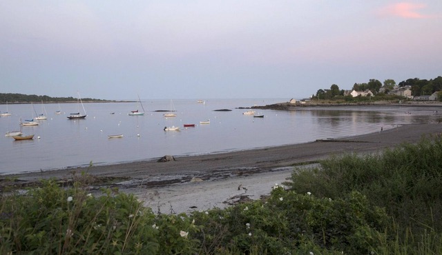 Steps to Willard Beach! Historic 4 BR home South Portland