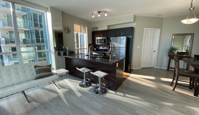 Stunning Riverfront Condo in East Village - Amazing Views!