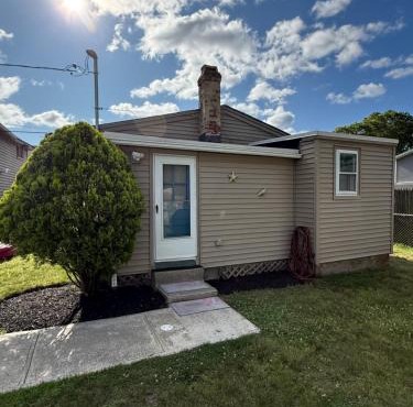 The Cozy Back Bungalow