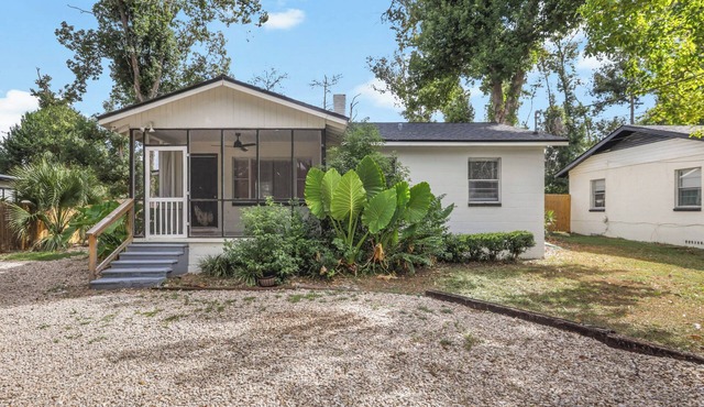 The Doll House - Cozy 3 Bedroom Home Steps to FSU