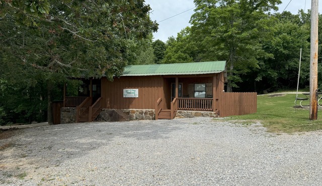 The Hilltop Cabins - Duplex
