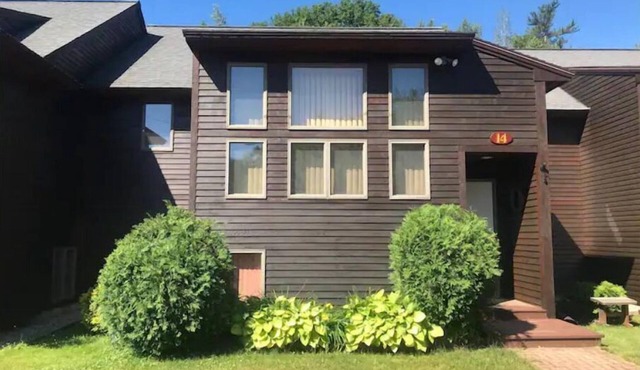 The perfect getaway! Great location and amenities!
