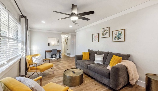 The Retreat on 43rd | 3mi to UF & Shands Pets
