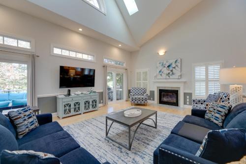 Theater Room & Deck at Massive Salt Pond Home!