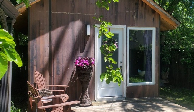 Tiny Home , Big Adventure-Stay Close to the Falls