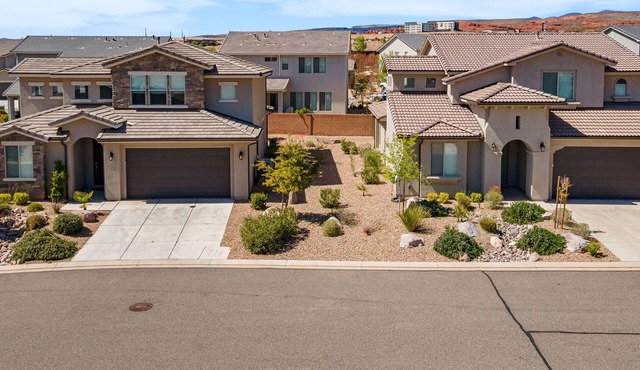 Twice as Nice combines two side-by-side homes. Sleeps 30!