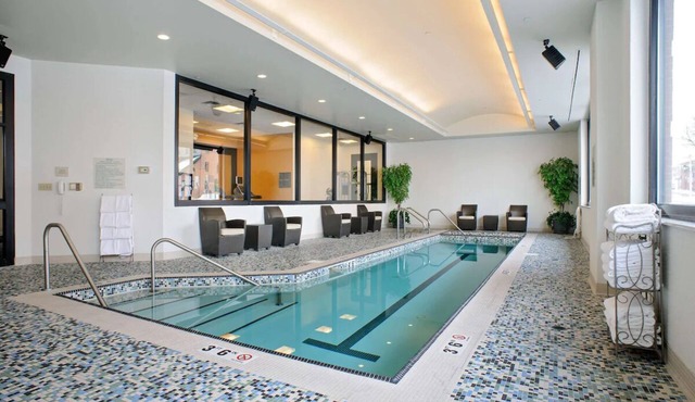 Unwind & Relax: Waterfront Stay Near Old Port District, Pet-Friendly & Breakfast
