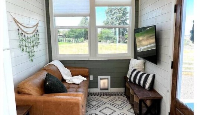 Urban Tiny Home Getaway