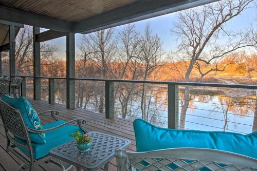 Waterfront Grand Lake Family House w/Game Room!