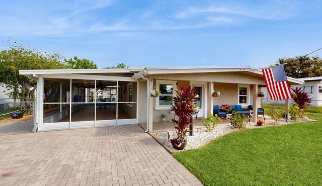 Waterfront home with patio, central AC & private dock, close to Lake Okeechobee