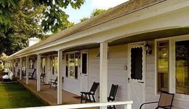 West Road Motel