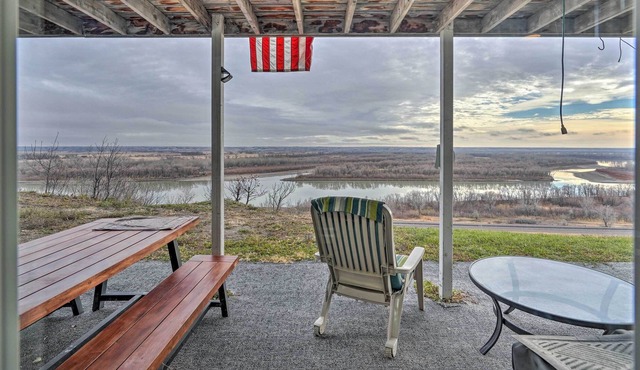 Williston Apartment w/ Missouri River Views!