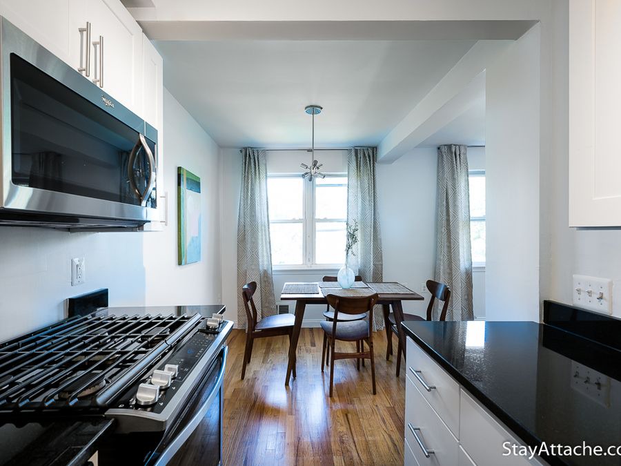 Photo of Livingroom in Navy Yard