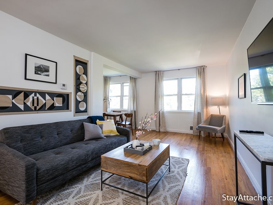 Photo of Livingroom in Navy Yard