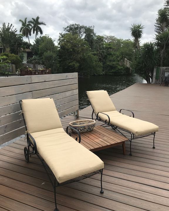 Photo of Patio Balcony in Middle River Terrace
