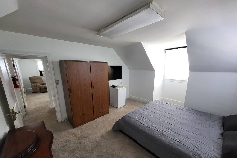 Photo of Bedroom in Glen Burnie