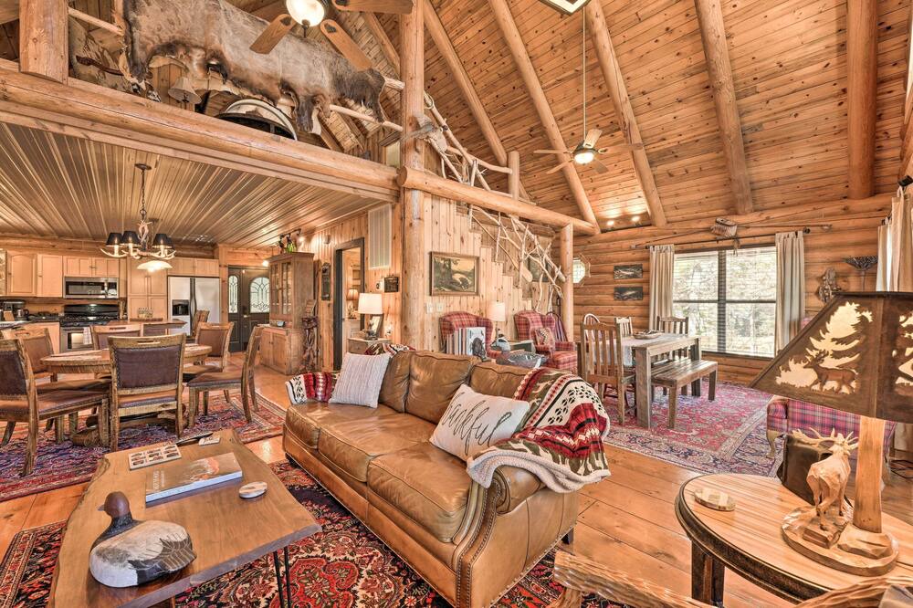 Photo of Livingroom in Lone Rock
