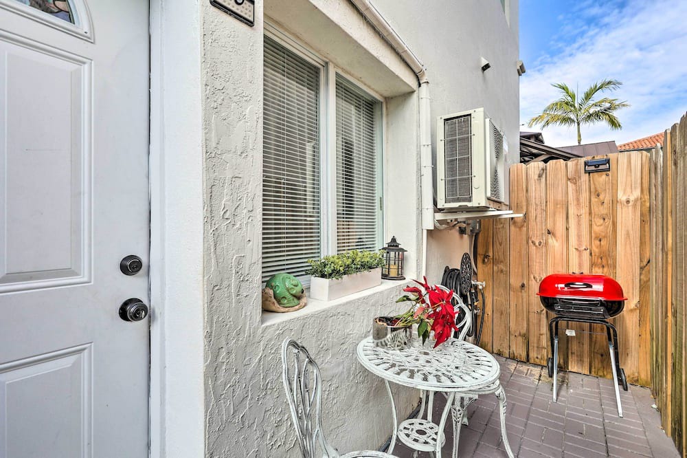 Photo of Outdoor in Tamiami