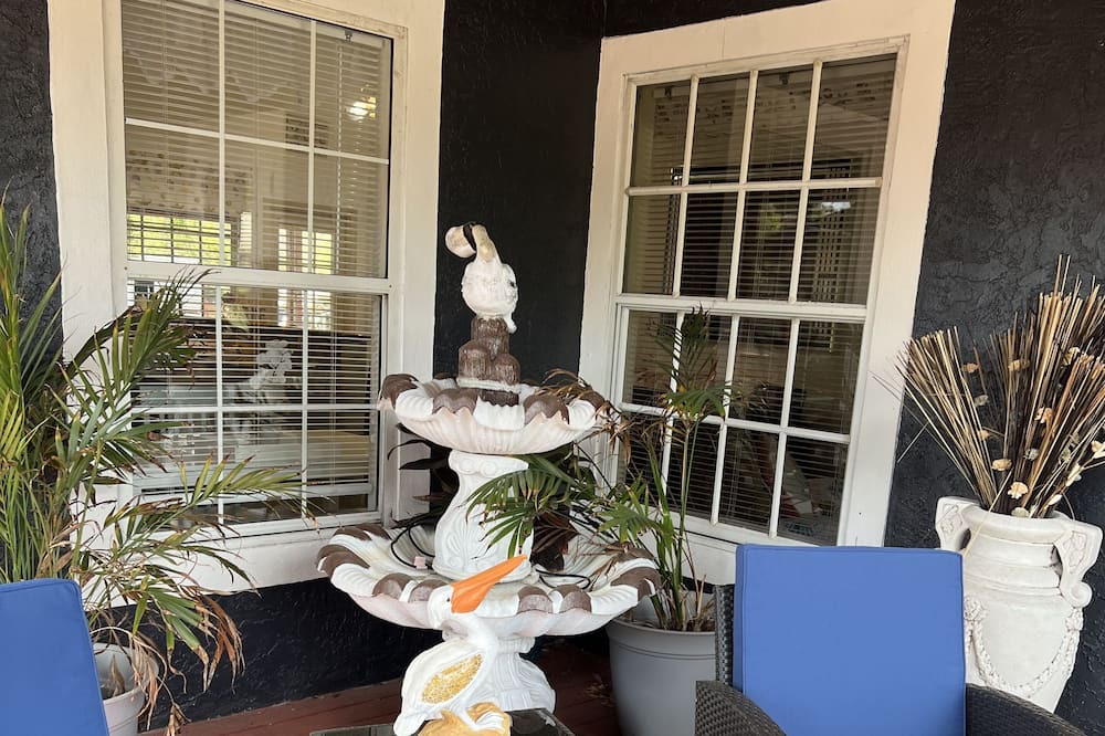 Photo of Patio Balcony in Oak Hill