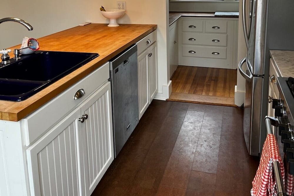 Photo of Kitchen in Peaks Island