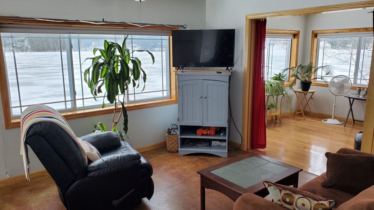 Photo of Livingroom in Dryden