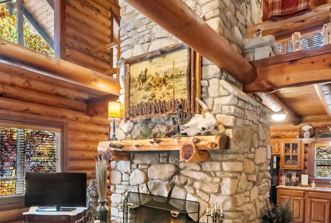 Photo of Livingroom in Eureka Springs