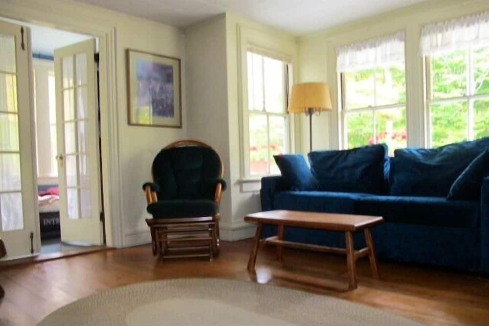 Photo of Livingroom in Bar Harbor