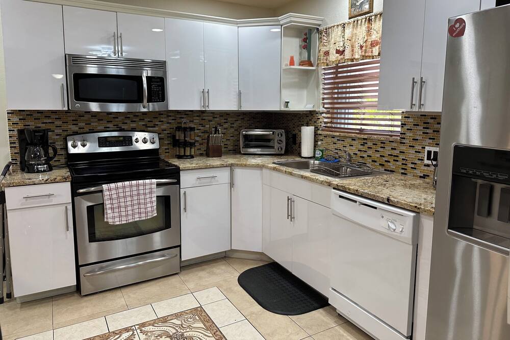 Photo of Kitchen in Poiciana Park II