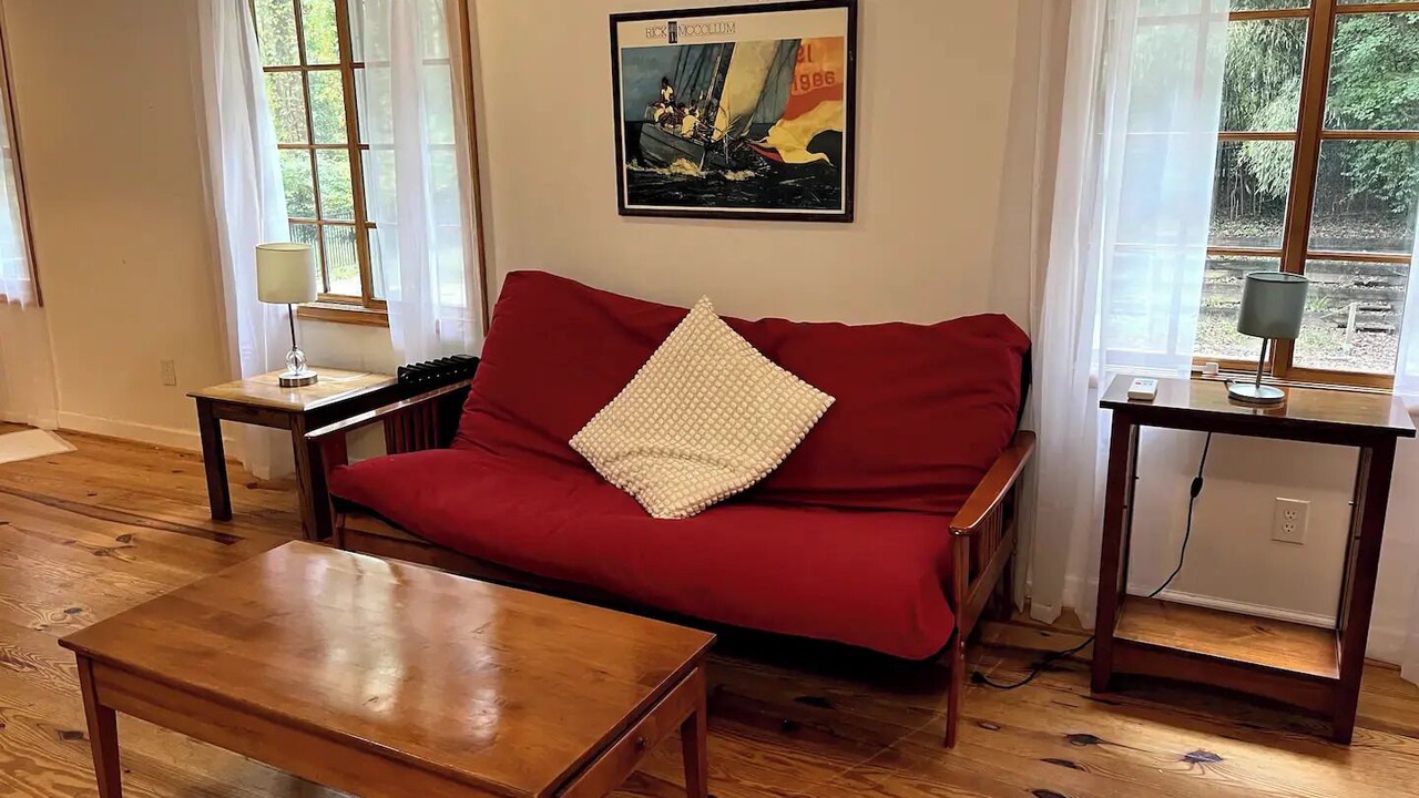 Photo of Livingroom in Darnestown