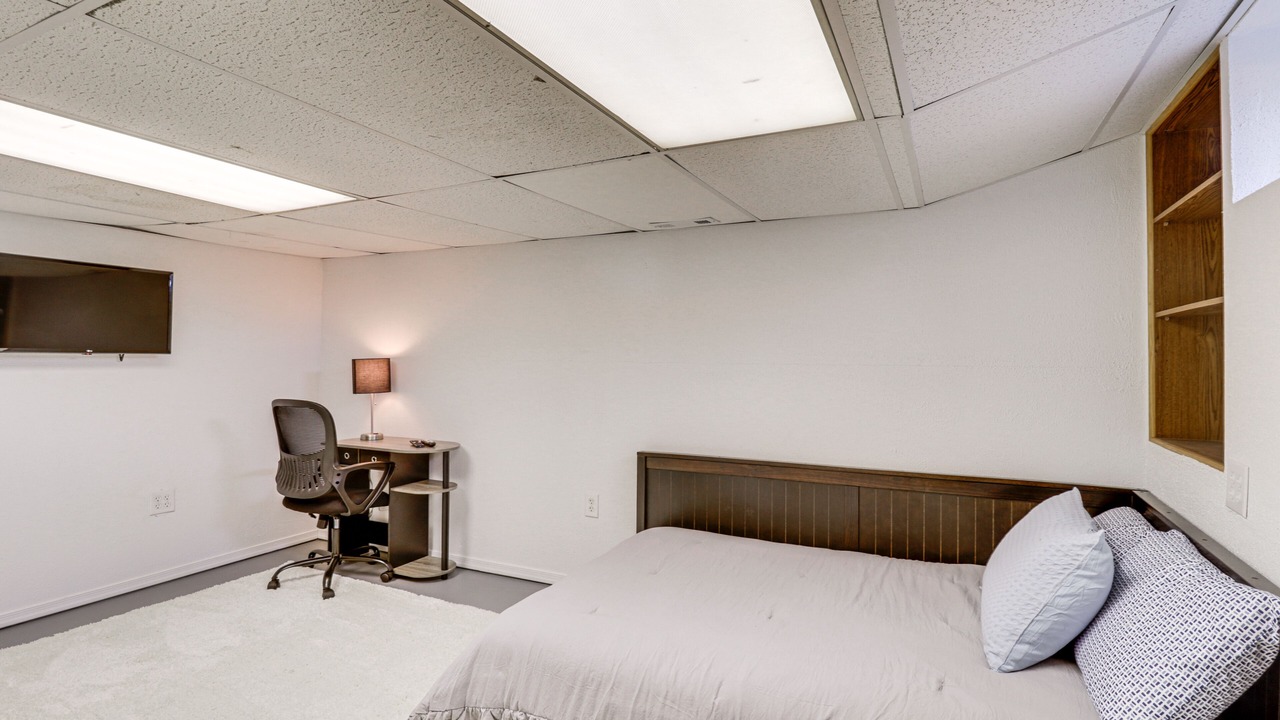 Photo of Bedroom in Edinburg