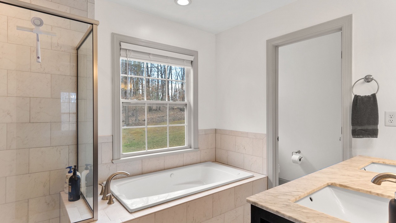 Photo of Bathroom in Barboursville