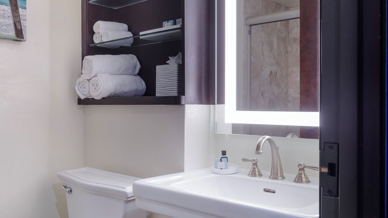 Photo of Bathroom in Hutchinson Island South