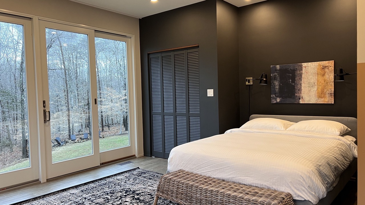 Photo of Bedroom in Calverton